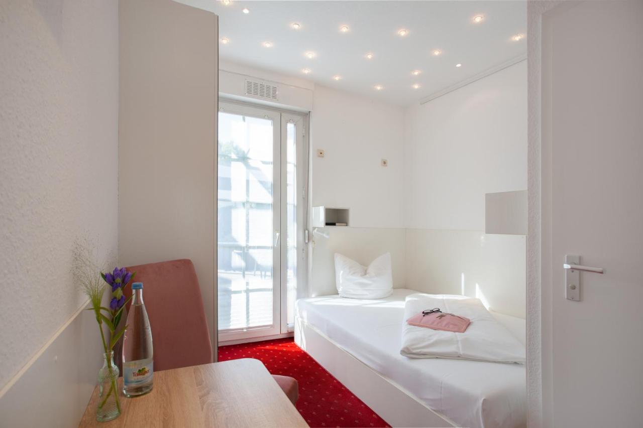 Relax Hotel & Spa Stuttgart Dış mekan fotoğraf